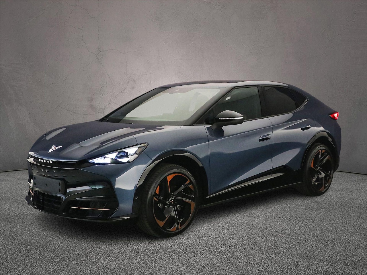 CUPRA Tavascan - VZ Adrenaline 340pk Automaat Warmtepomp, Adaptive cruise control, Panoramadak, 360 camera, - AutoWereld.nl