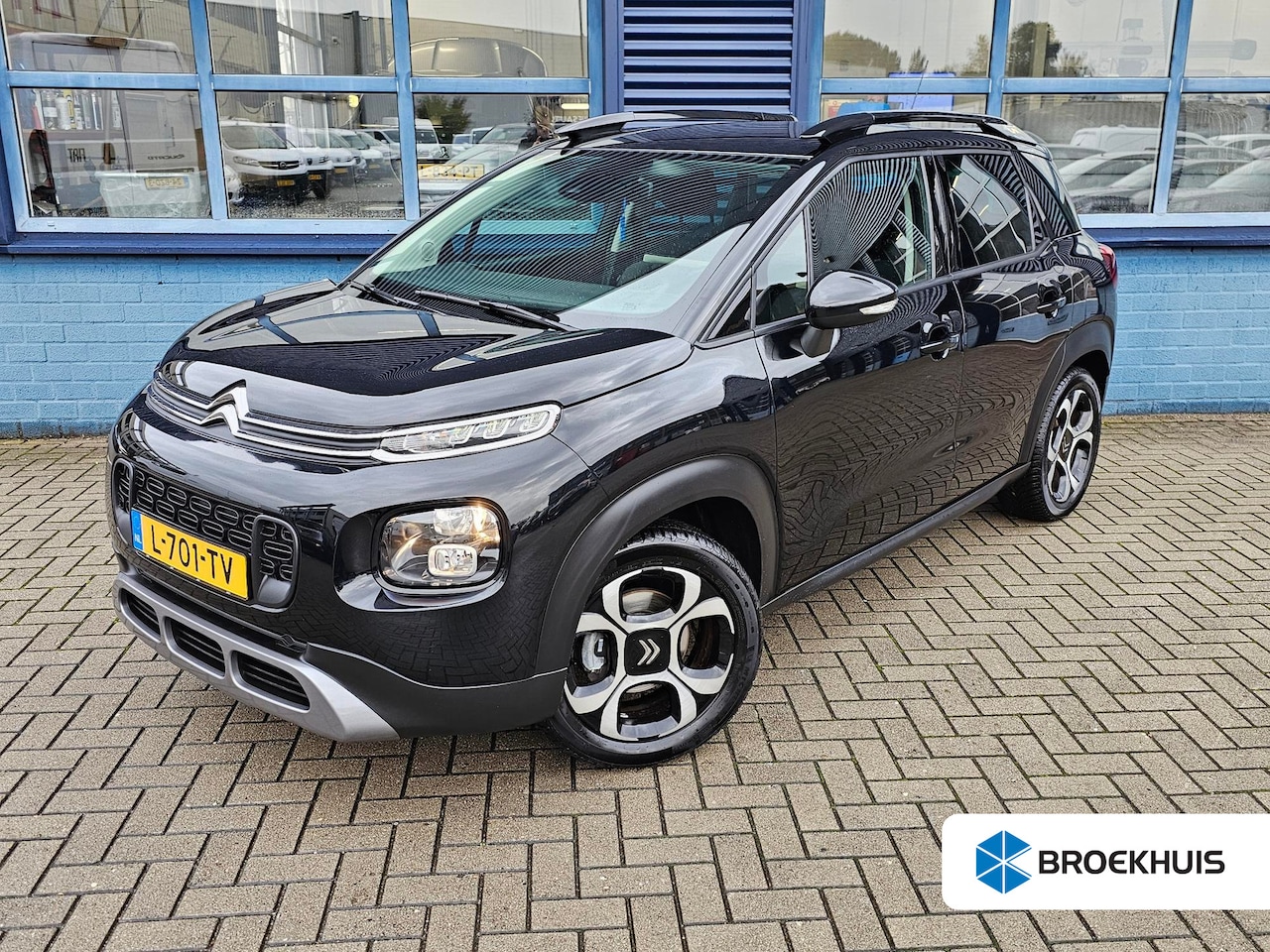 Citroën C3 Aircross - 1.2 PureTech Shine | Achterbank in delen neerklapbaar | Airco (automatisch) | Alarm klasse - AutoWereld.nl