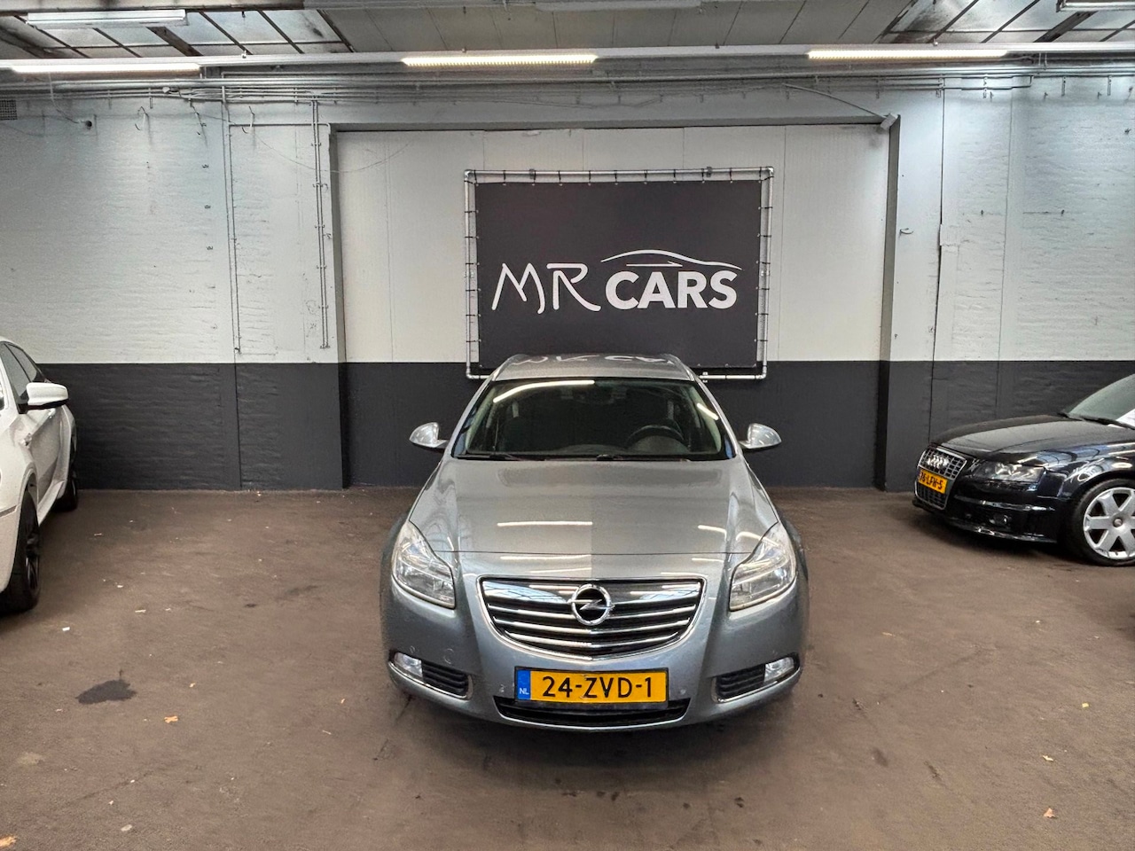 Opel Insignia Sports Tourer - 2.0 CDTI EcoFLEX Business+ - AutoWereld.nl
