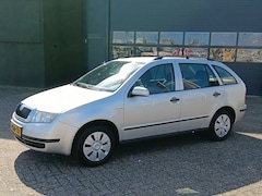 Skoda Fabia Combi - 1.4-16V Ambiente