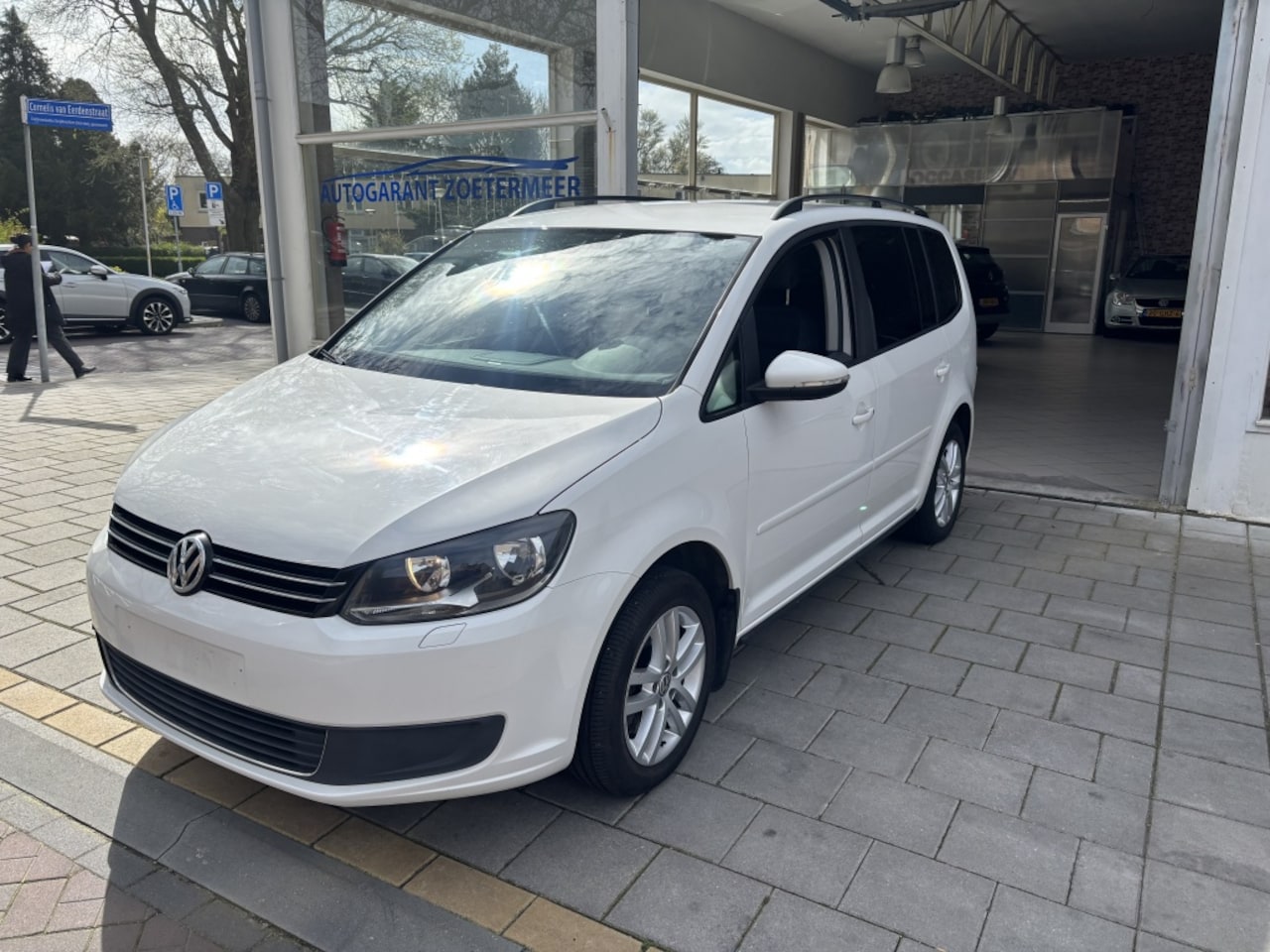 Volkswagen Touran - 1.4 TSI Trendline 1.4 TSI Trendline - AutoWereld.nl