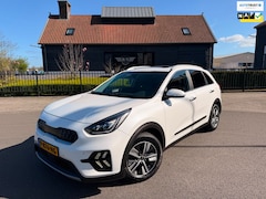Kia Niro - 1.6 GDi Hybrid ExecutiveLine Pano-Schuifdak Leer Navi Camera Led-Xenon