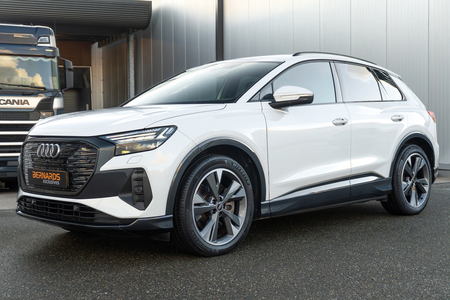 Audi Q4 e-tron - 40 Advanced edition 77 kWh - Glacier White - Nappa interieur - AutoWereld.nl