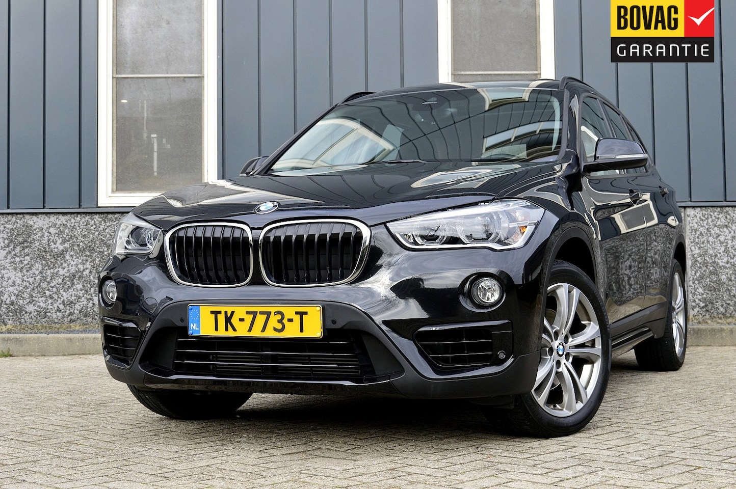 BMW X1 - sDrive18i High Executive Rijklaarprijs-Garantie Panoramadak Leder interieur Led Navigatie - AutoWereld.nl