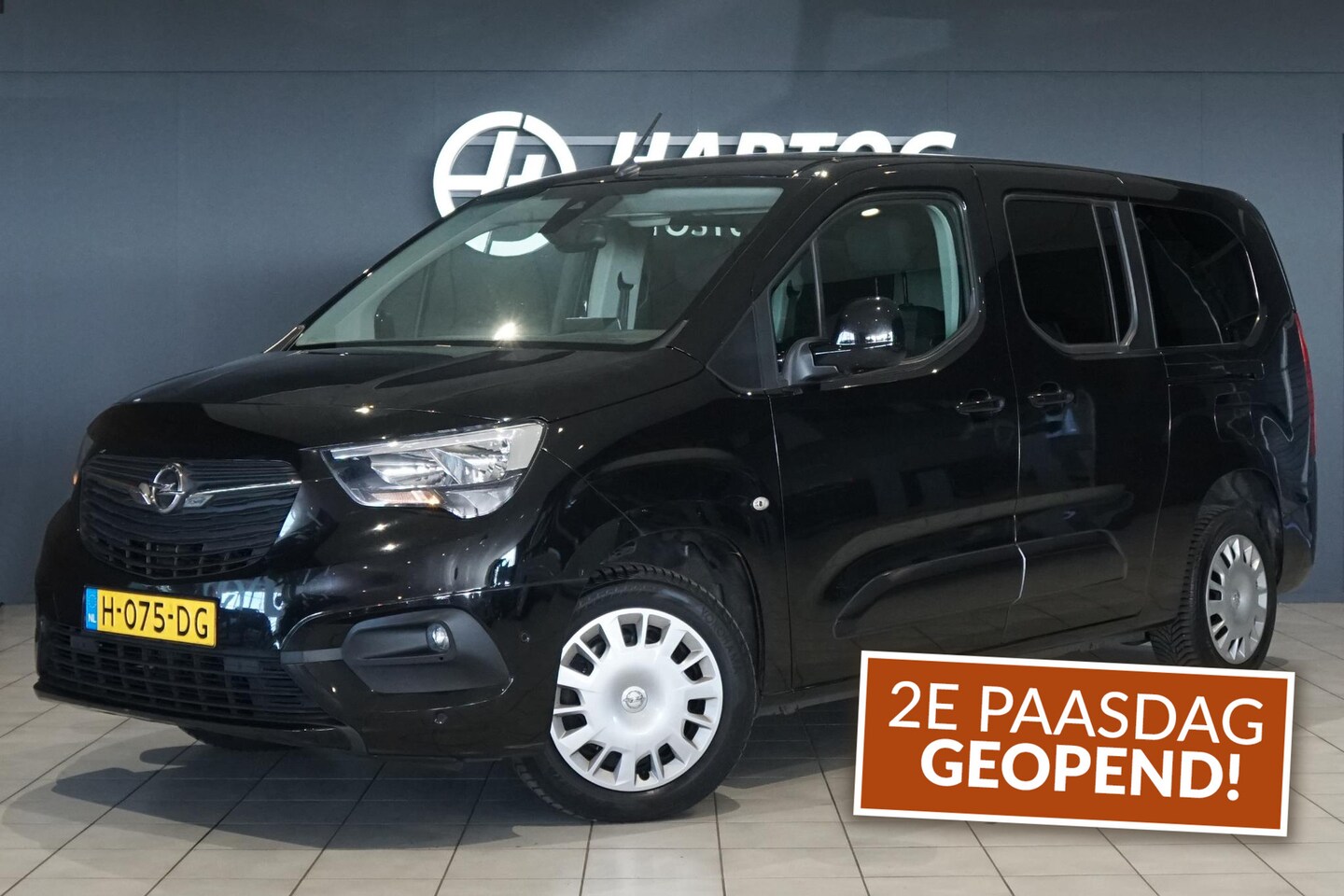 Opel Combo Tour - 1.2 Turbo L2H1 Edition 7p. INCL. BTW + DODEHOEK / TREKHAAK / CAMERA - AutoWereld.nl