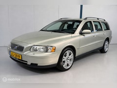 Volvo V70 - 2.4 Kinetic YOUNGTIMER / LEER