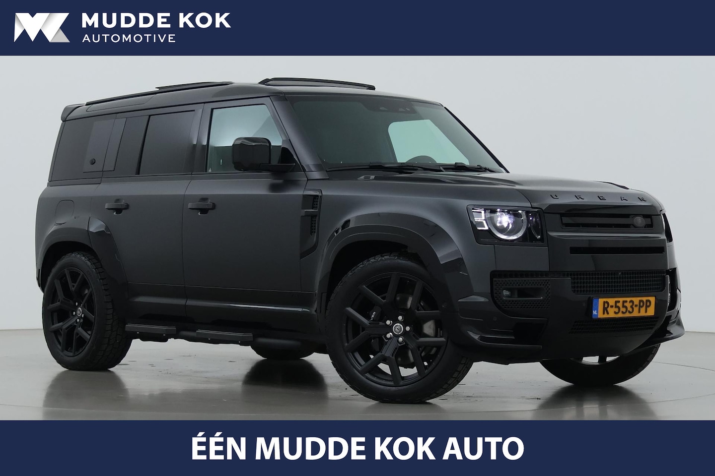 Land Rover Defender 110 - 5.0 P525 V8 Carpathian Edition | 22 Inch Urban | Sidebars | ACC | Panoramadak | Trekhaak - AutoWereld.nl