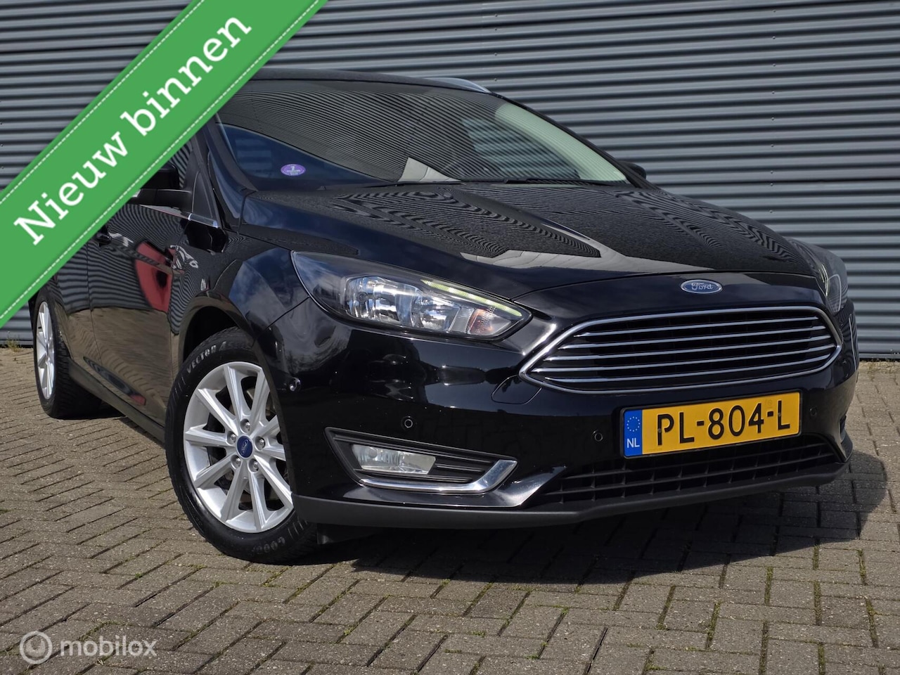 Ford Focus Wagon - 1.5 Titanium 1.5 Titanium - AutoWereld.nl