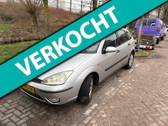Ford Focus - 1.6-16V Futura