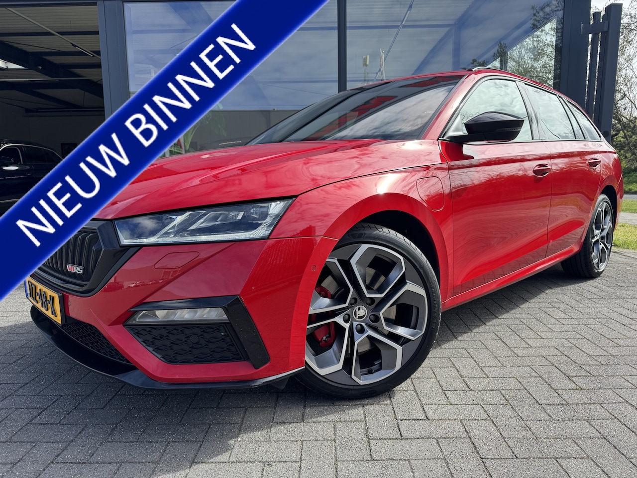 Skoda Octavia Combi - 1.4 TSI RS iV PHEV Sport DSG 245Pk Camera | Keyless | Memory Stoelverwarming | Carplay - AutoWereld.nl