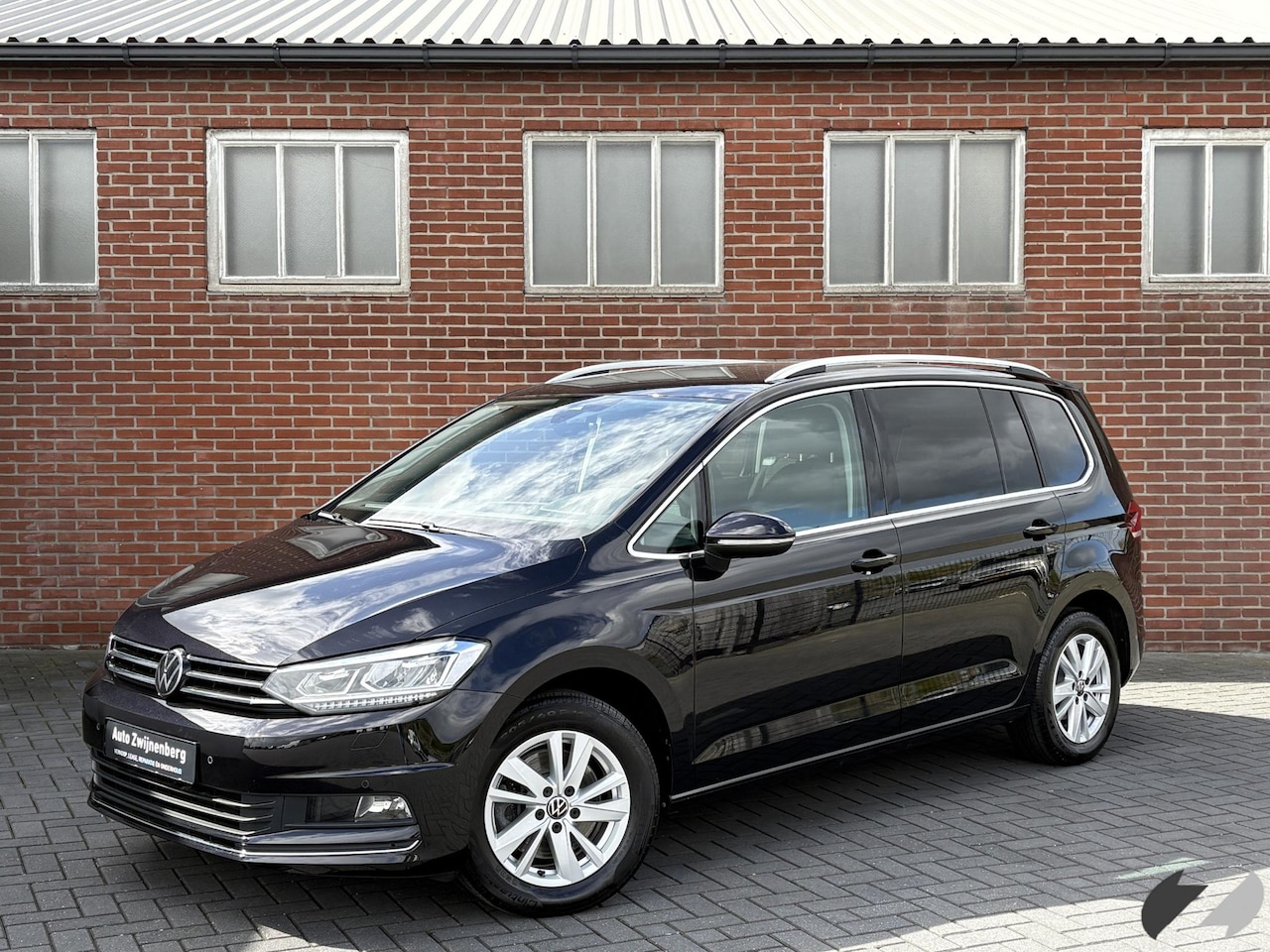 Volkswagen Touran - 1.5 TSI Highline |7p|Trekhaak|ACC| - AutoWereld.nl