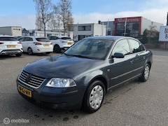Volkswagen Passat - 2.0 Comfortline