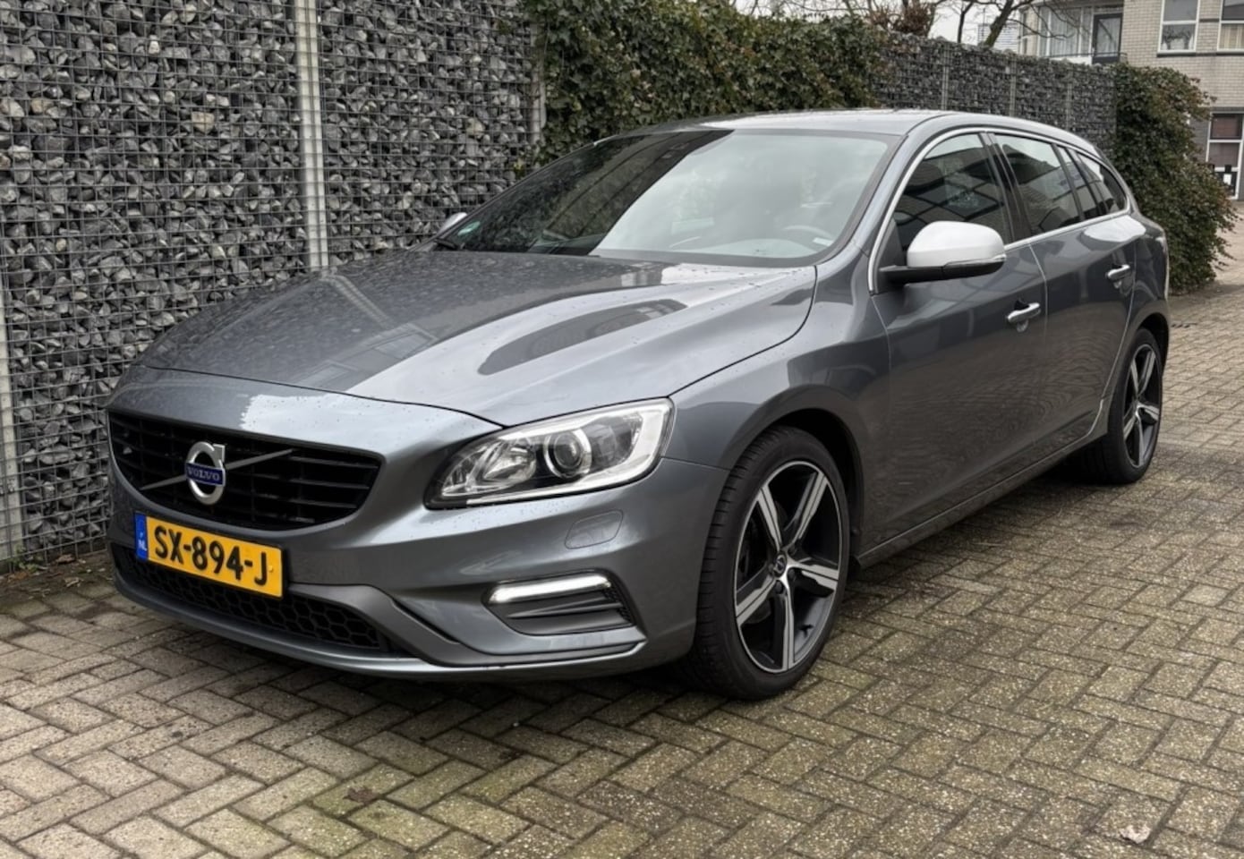 Volvo V60 - 2.0 T4 Bus. Sport - AutoWereld.nl