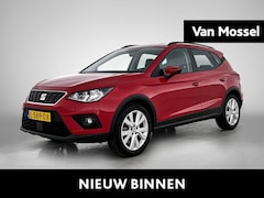 SEAT Arona - 1.0 TSI Style Business Intense | ACHTERUITRIJCAMERA | 17" VELGEN | ACC | PARKEERSENSOREN |