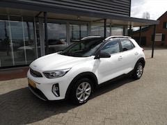 Kia Stonic - 1.0 Turbo MHEV DynamicLine + Navigation Pack