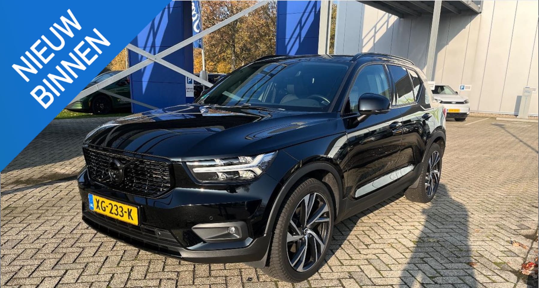 Volvo XC40 - 2.0 T4 R-Design I Panoramadak I Intellisafe Pro I Scandinavian Line I Adaptieve demping I - AutoWereld.nl