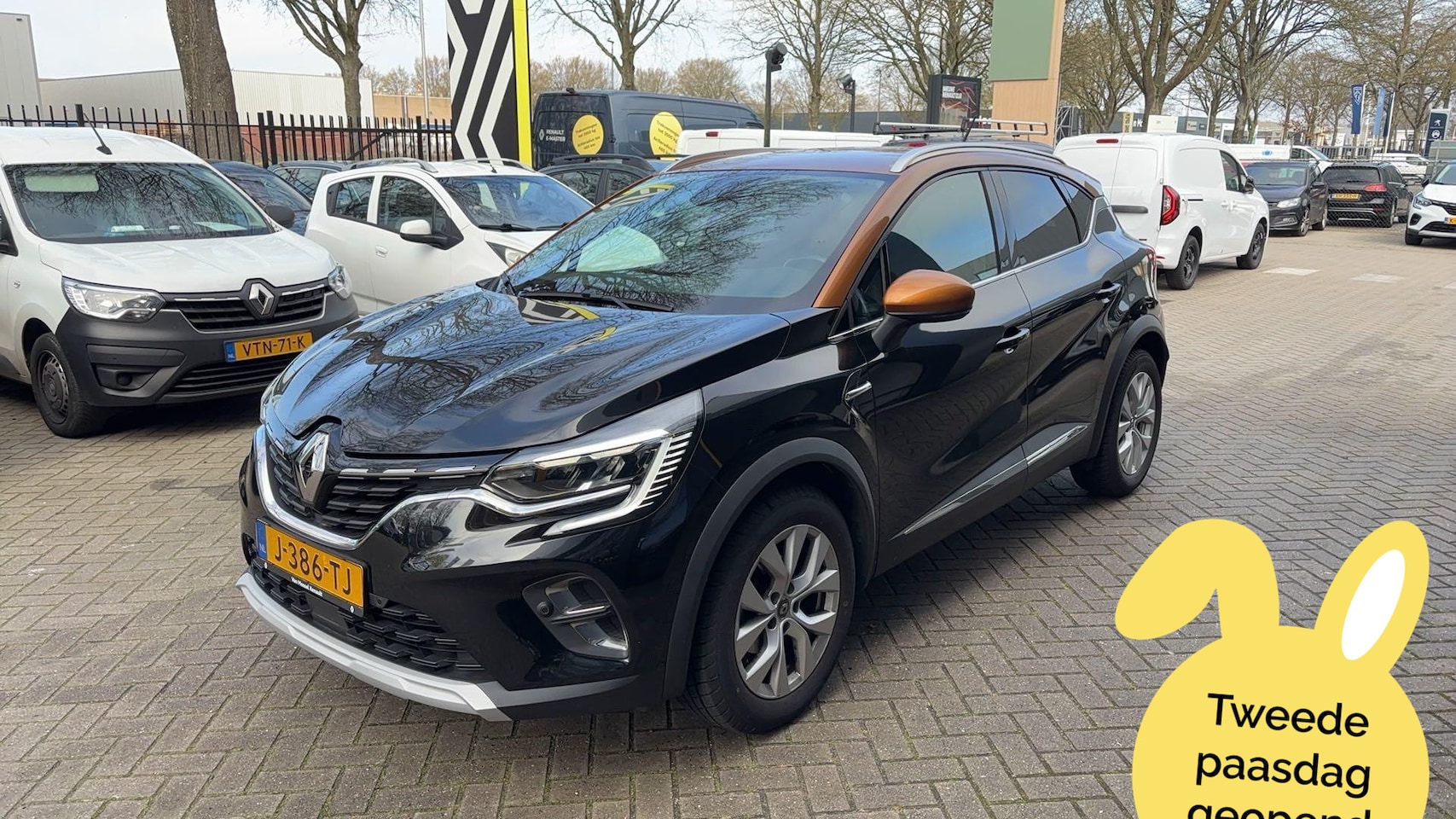 Renault Captur - 1.3 TCe 130 Intens | Apple carplay/Android auto | Climatronic | AUTOMAAT | Parkeersensoren - AutoWereld.nl