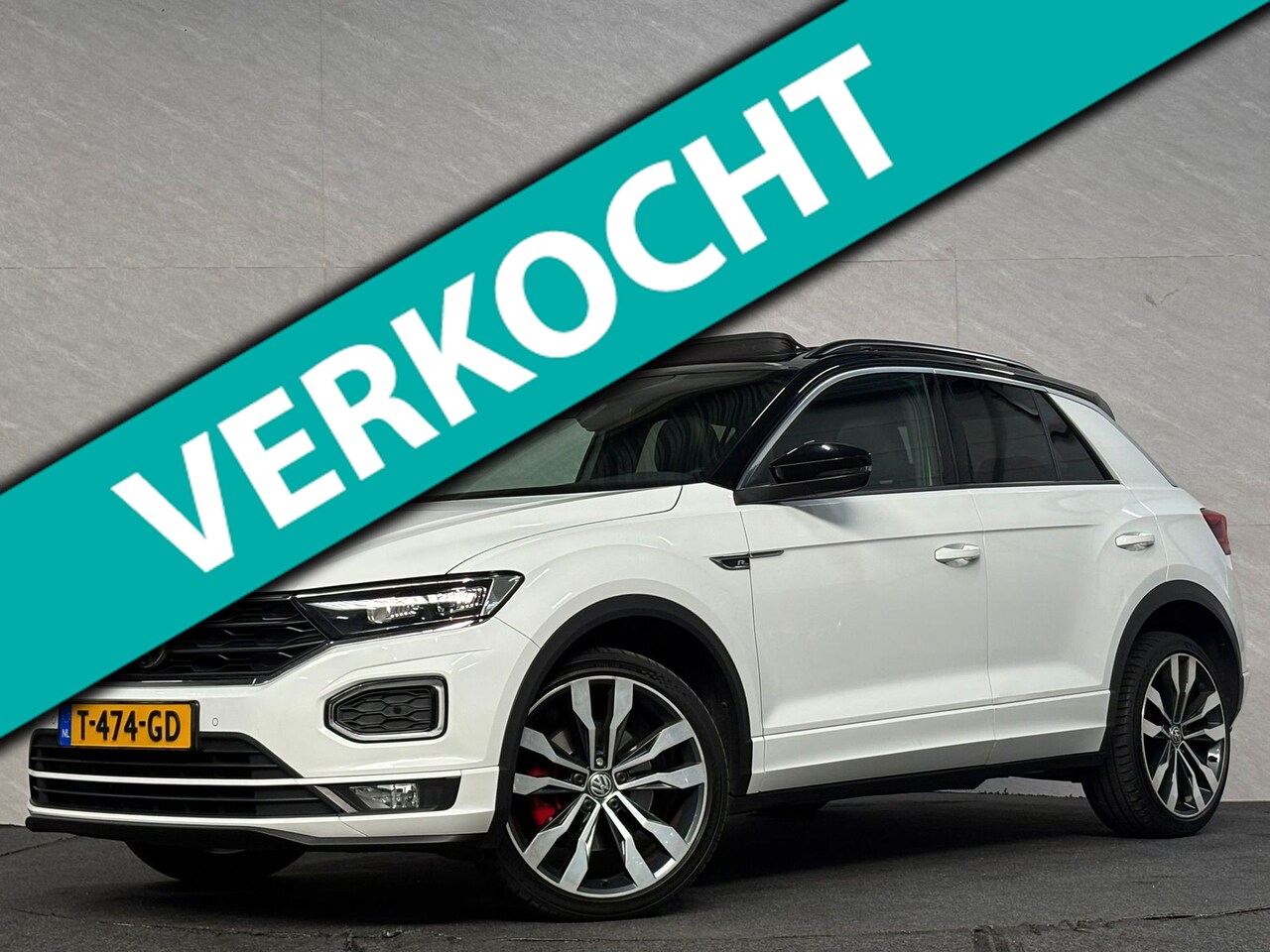 Volkswagen T-Roc - 1.5 TSI 3XR Line Pano Acc Lane Carplay - AutoWereld.nl