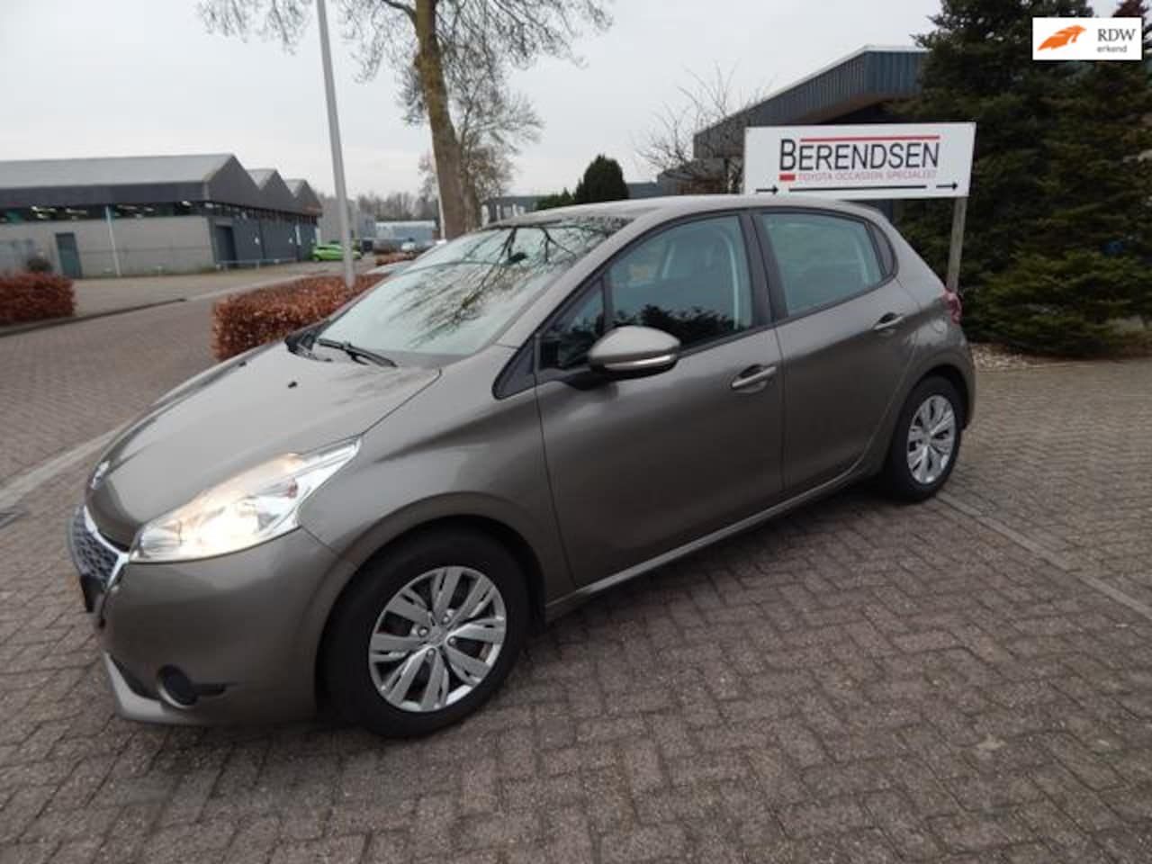 Peugeot 208 - 1.2 Vti Blue Lease Executive 1.2 VTi Blue Lease Executive 5 DRS - AutoWereld.nl