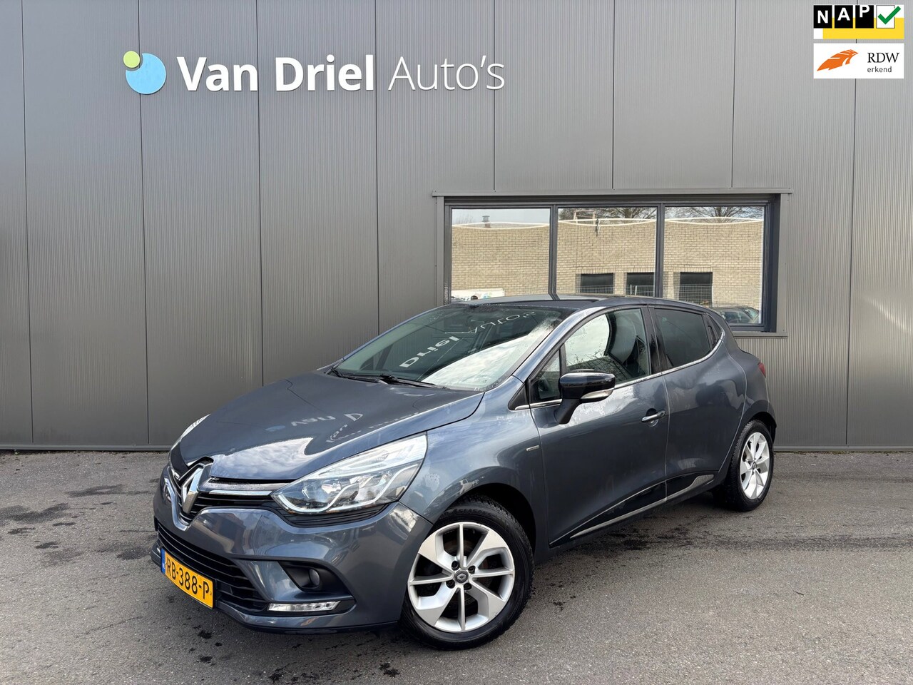 Renault Clio - TCe 90 Limited / Navigatie / Parkeersensoren achter! - AutoWereld.nl