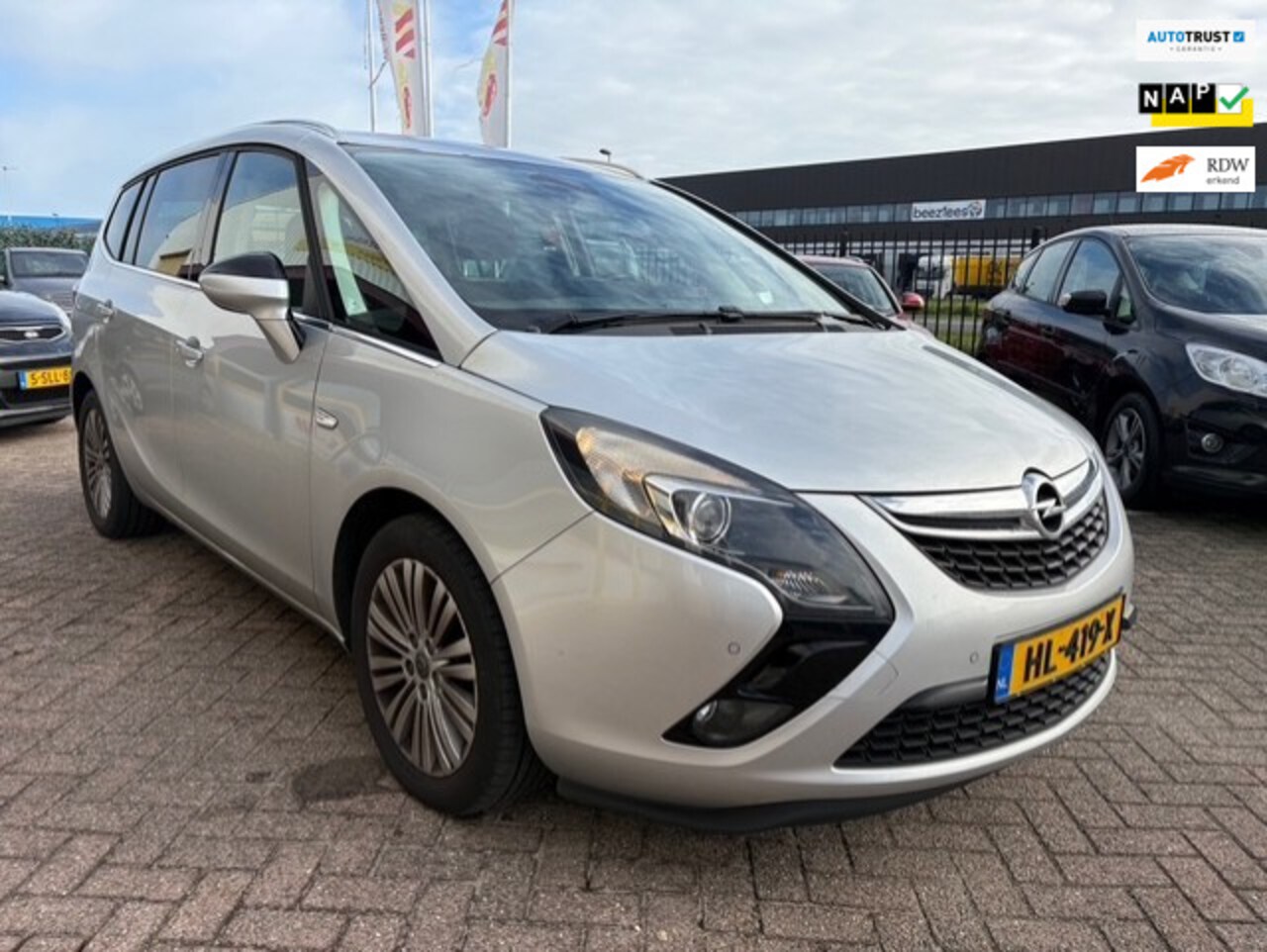 Opel Zafira Tourer - 1.6 CDTI Business+ - AutoWereld.nl