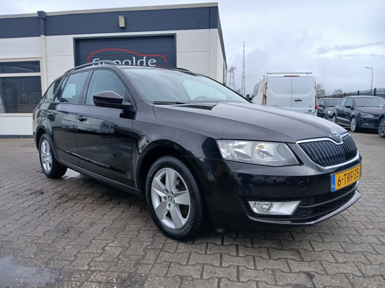 Skoda Octavia Combi - 1.2 TSI Zeer goed onderhouden/Apk 04-'2027 - AutoWereld.nl