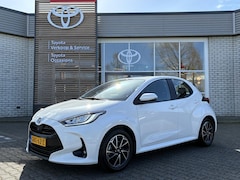 Toyota Yaris - HYBRID 115 DYNAMIC APPLE/ANDROID LED KEYLESS 16" LM-VELGEN NL-AUTO DEALER-ONDERHOUDEN