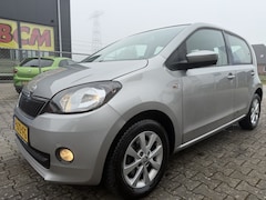 Skoda Citigo - 1.0 5 Deurs Navigatie Airco Apk feb 2027