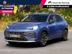 Volkswagen T-Roc - Life First Edition 1.5 eTSI 116 PK 7 versn. DSG · Comfort Pakket · Trekhaak · Voorraad OUT