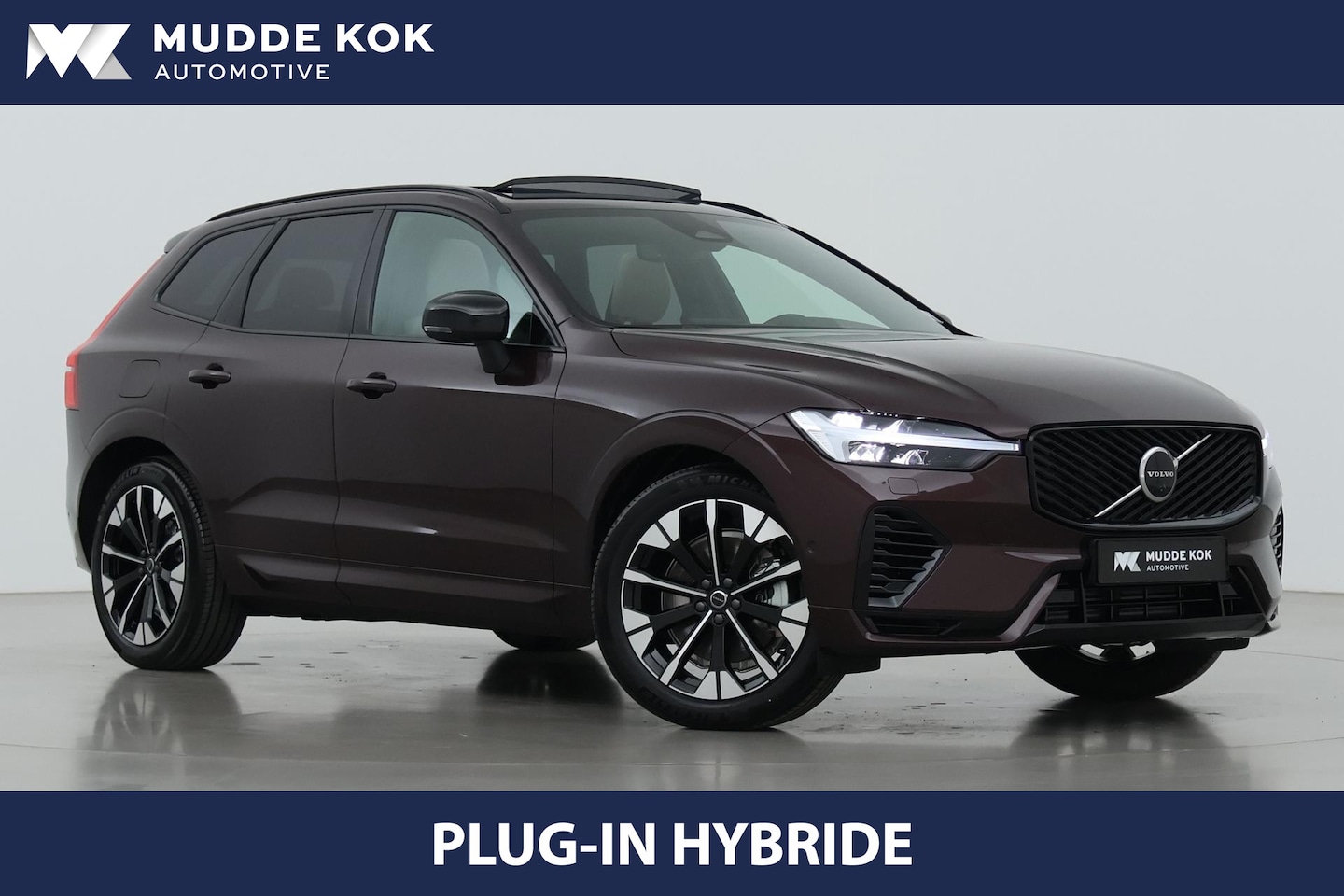 Volvo XC60 - T8 Plug-in hybrid Ultra Dark | Luchtvering | Head-Up | 360° Camera | Trekhaak | ACC | harm - AutoWereld.nl