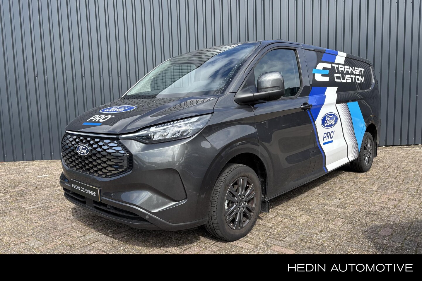 Ford Transit Custom - E-Transit 320 L2H1 Limited 65 kWh | Driver Assistance | 17" | Winter Pack - AutoWereld.nl