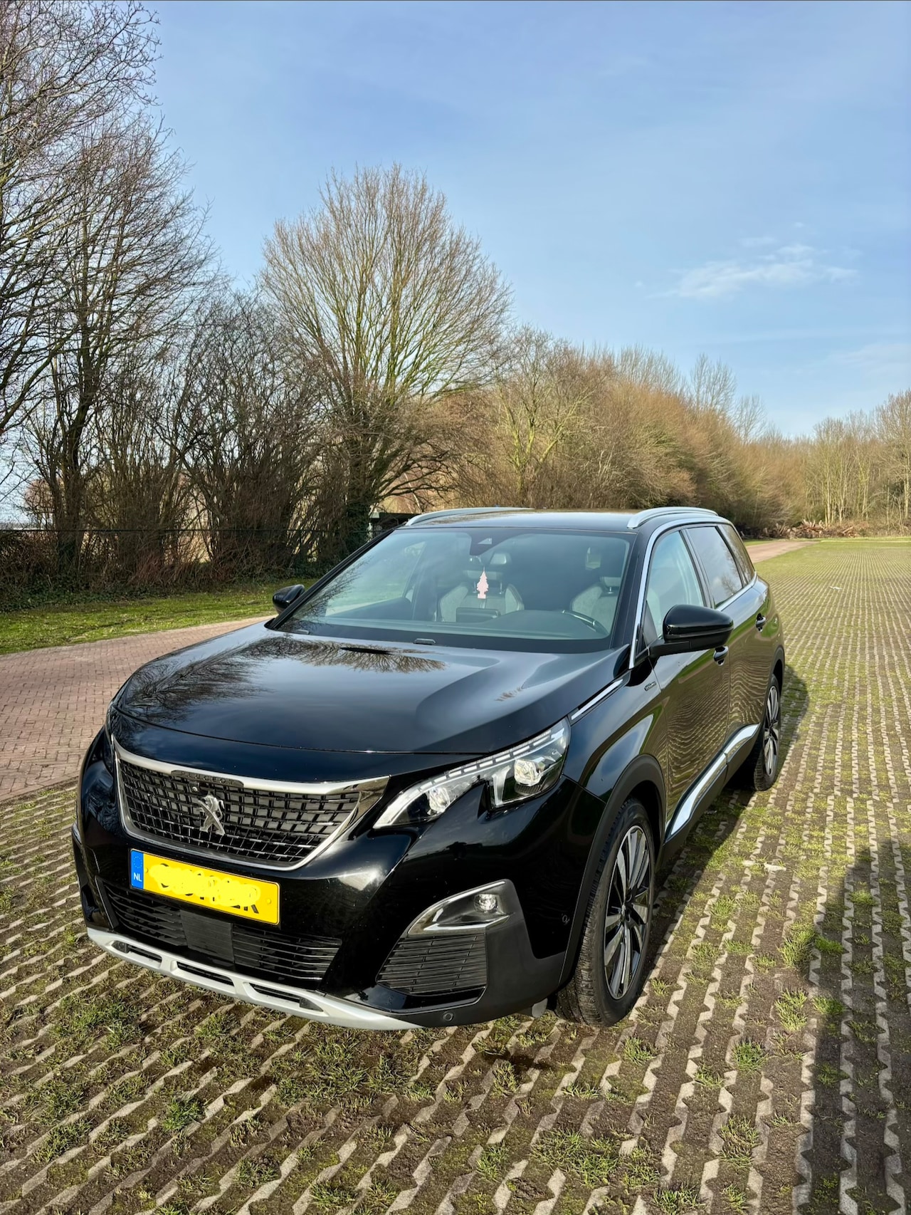 Peugeot 5008 - 1.2 PureTech GT-Line CarPlay, trekhaak, 7 zit, apk t/m jan. 2028 - AutoWereld.nl