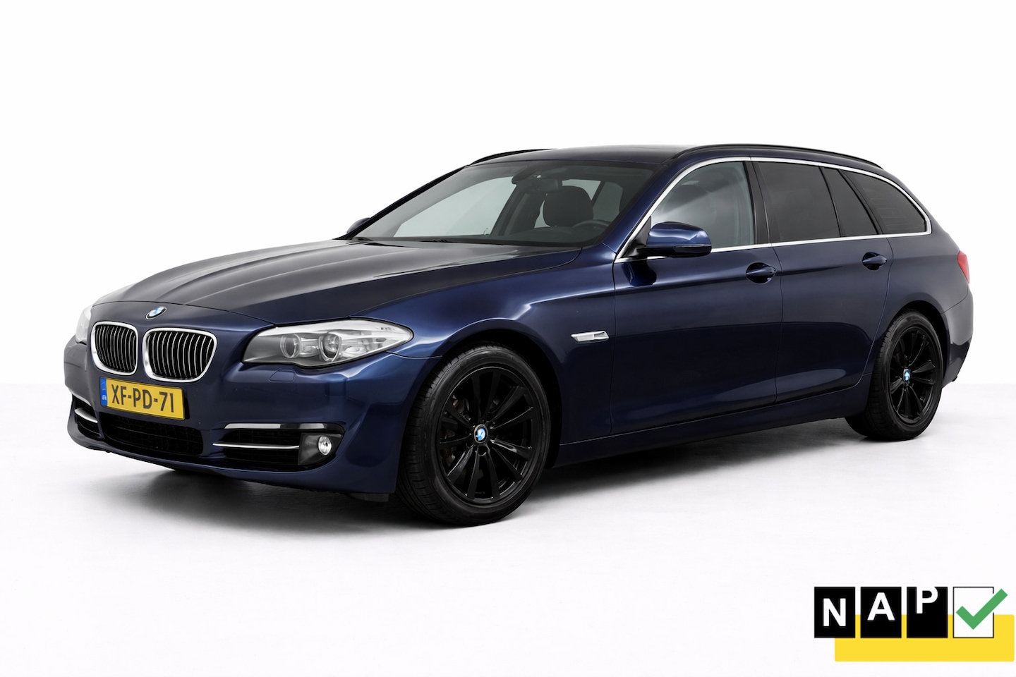 BMW 5-serie Touring - 525xd Executive Airco Cruise Trekhaak - AutoWereld.nl