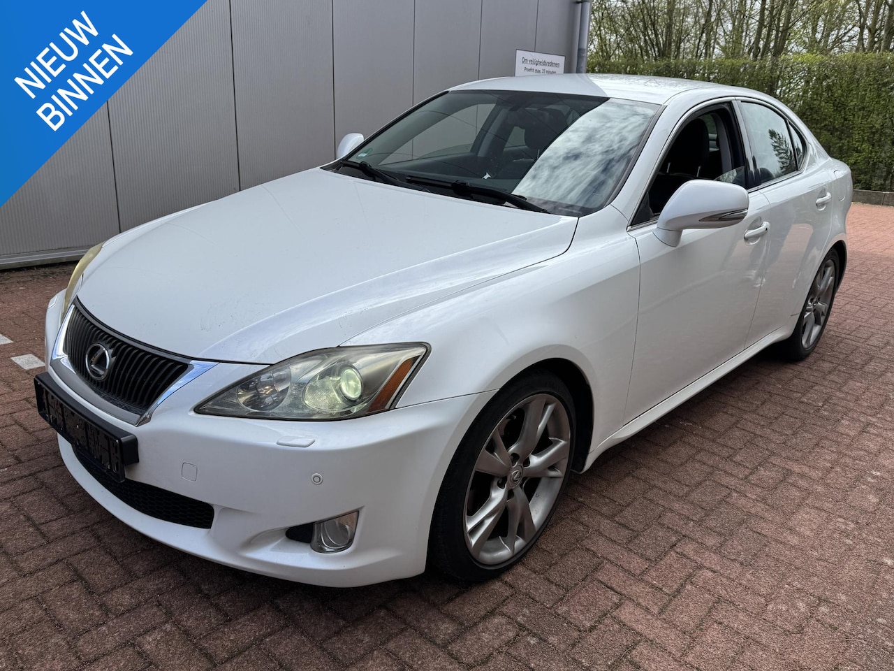 Lexus IS - 250 V6 Facelift Youngtimer Trekhaak Dealer Mark Levinson - AutoWereld.nl