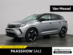 Opel Grandland - 1.6 Turbo Plug-In Hybrid 4x4 GSe | Camera | Navigatie | 300pk