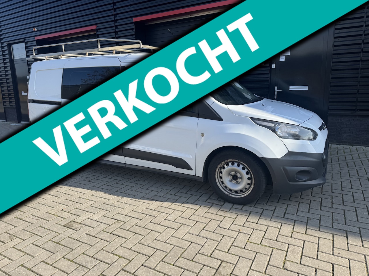 Ford Transit Connect - 1.6 TDCI L2 Ambiente 115PK | AIRCO | ELEC. RAMEN+SPIEGELS | IMPERIAAL | TREKHAAK - AutoWereld.nl