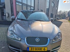 Jaguar XF - 2.7D V6 Luxury Bj.2008 Kmst.424436 met APK tot 28-11-2026