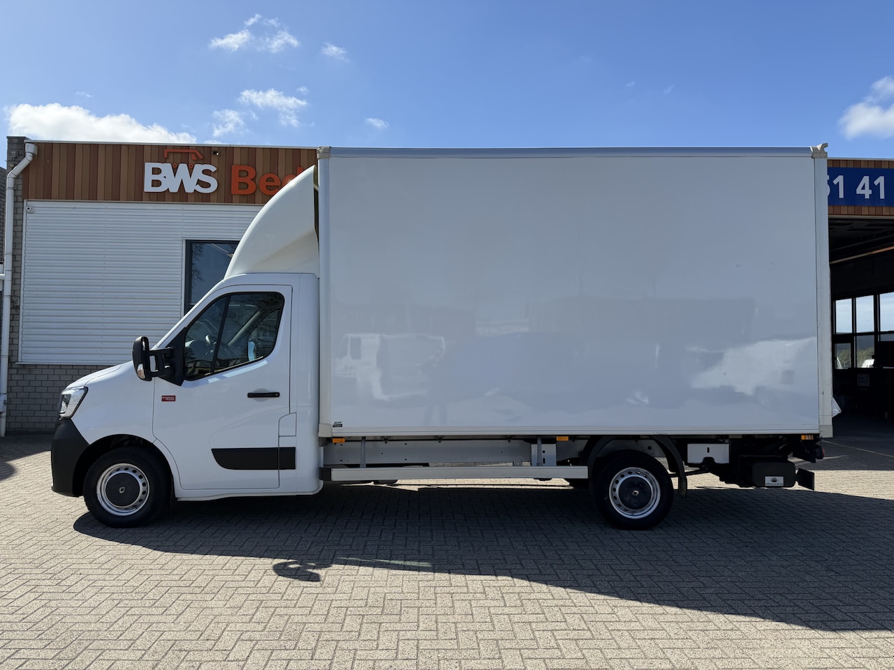 Renault Master - T35 2.3 dCi 145pk L3 Energy EURO 6 / bakwagen met Dhollandia laadklep 1000 kg! / vaste pri - AutoWereld.nl