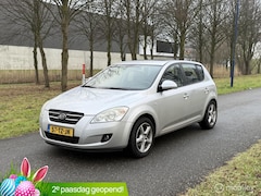 Kia Cee'd - 1.6 X-ecutive*AIRCO*ELEK. RAMEN*APK 08/26