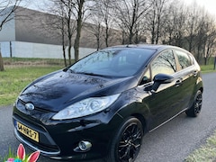 Ford Fiesta - 1.6 Titanium*APK 04/26*CRUISE*PARKEERSENSOR