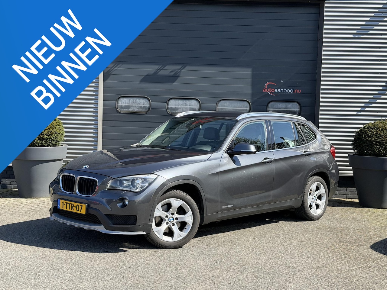 BMW X1 - sDrive20d Executive | Navigatie | Cruise Control | Xenon | Trekhaak | - AutoWereld.nl