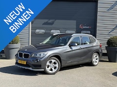 BMW X1 - sDrive20d Executive | Navigatie | Cruise Control | Xenon | Trekhaak |
