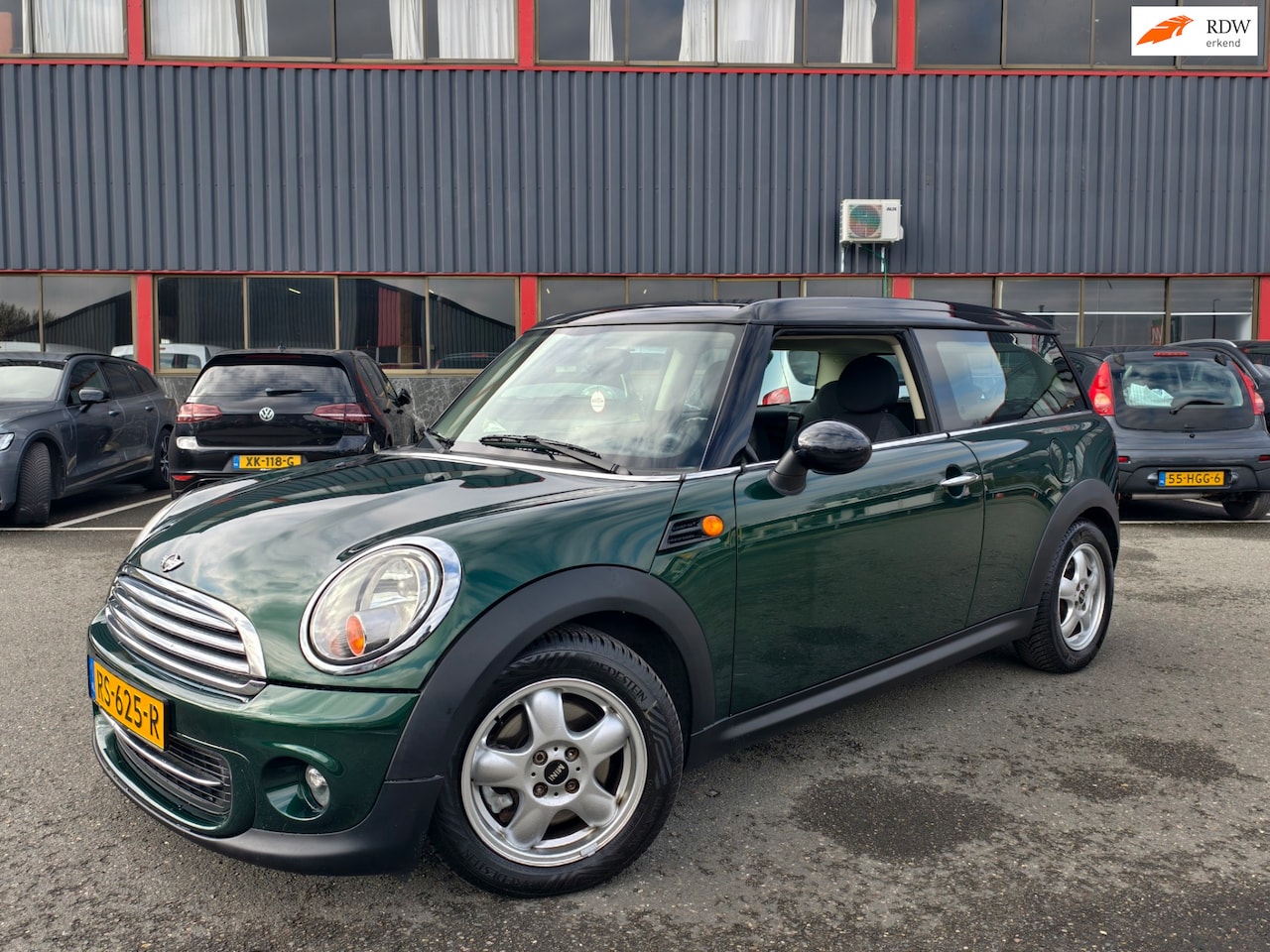 MINI Clubman - Mini 1.6 Cooper Pepper // AUTOMAAT / AIRCO / - AutoWereld.nl