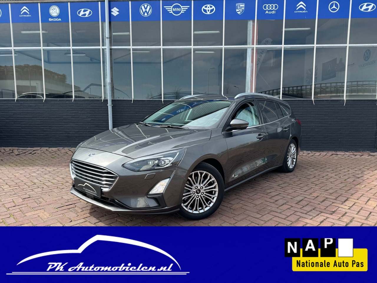 Ford Focus Wagon - 1.0 EcoBoost Titanium Business **CARPLAY + WINTER PACK + CAMERA**** - AutoWereld.nl