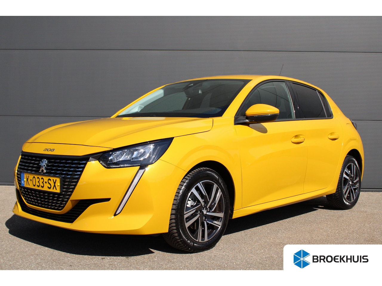 Peugeot 208 - 1.2 PureTech Allure Pack | Navi by app | Camera | 3D Instrumentenpaneel | All season | 1e - AutoWereld.nl