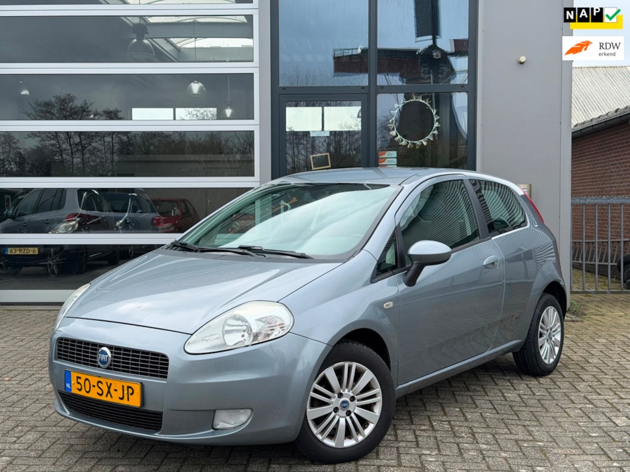 Fiat Grande Punto - 1.4 | Airco | Nw Apk - AutoWereld.nl