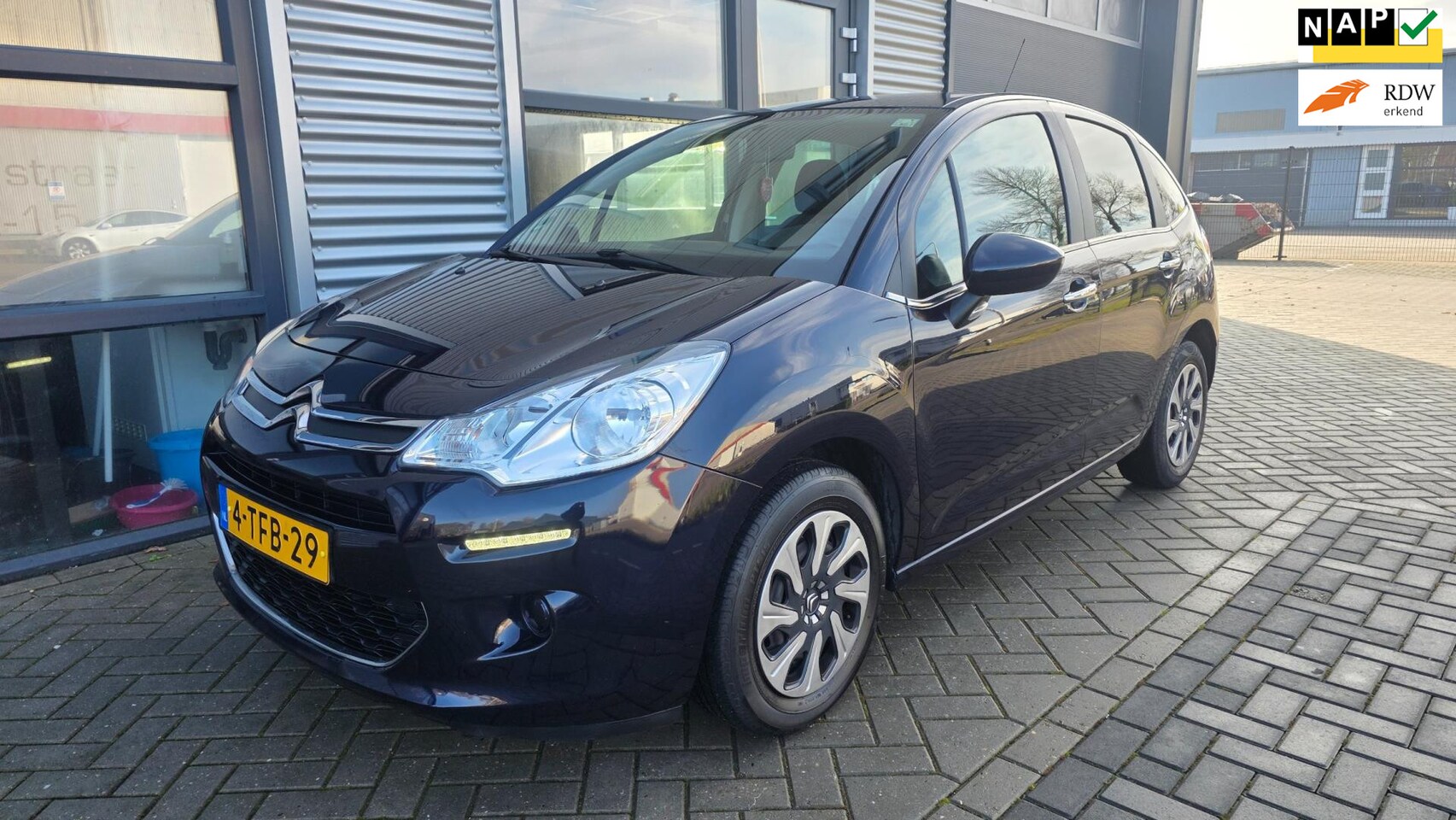 Citroën C3 - 1.0 VTi Collection Light 1.0 VTi Collection Light - AutoWereld.nl