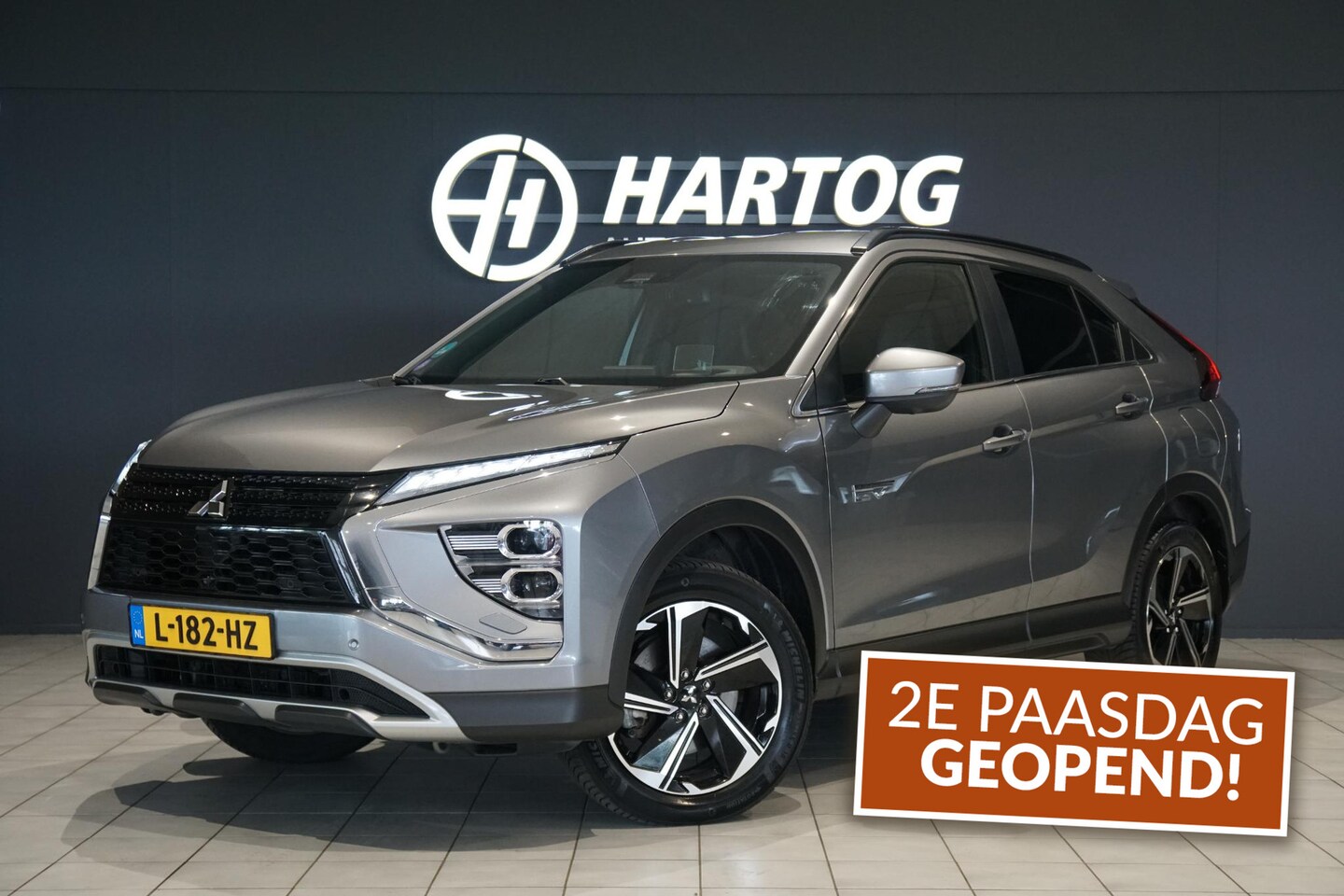 Mitsubishi Eclipse Cross - 2.4 PHEV First Edition + HEAD-UP /  360 CAMERA / - AutoWereld.nl