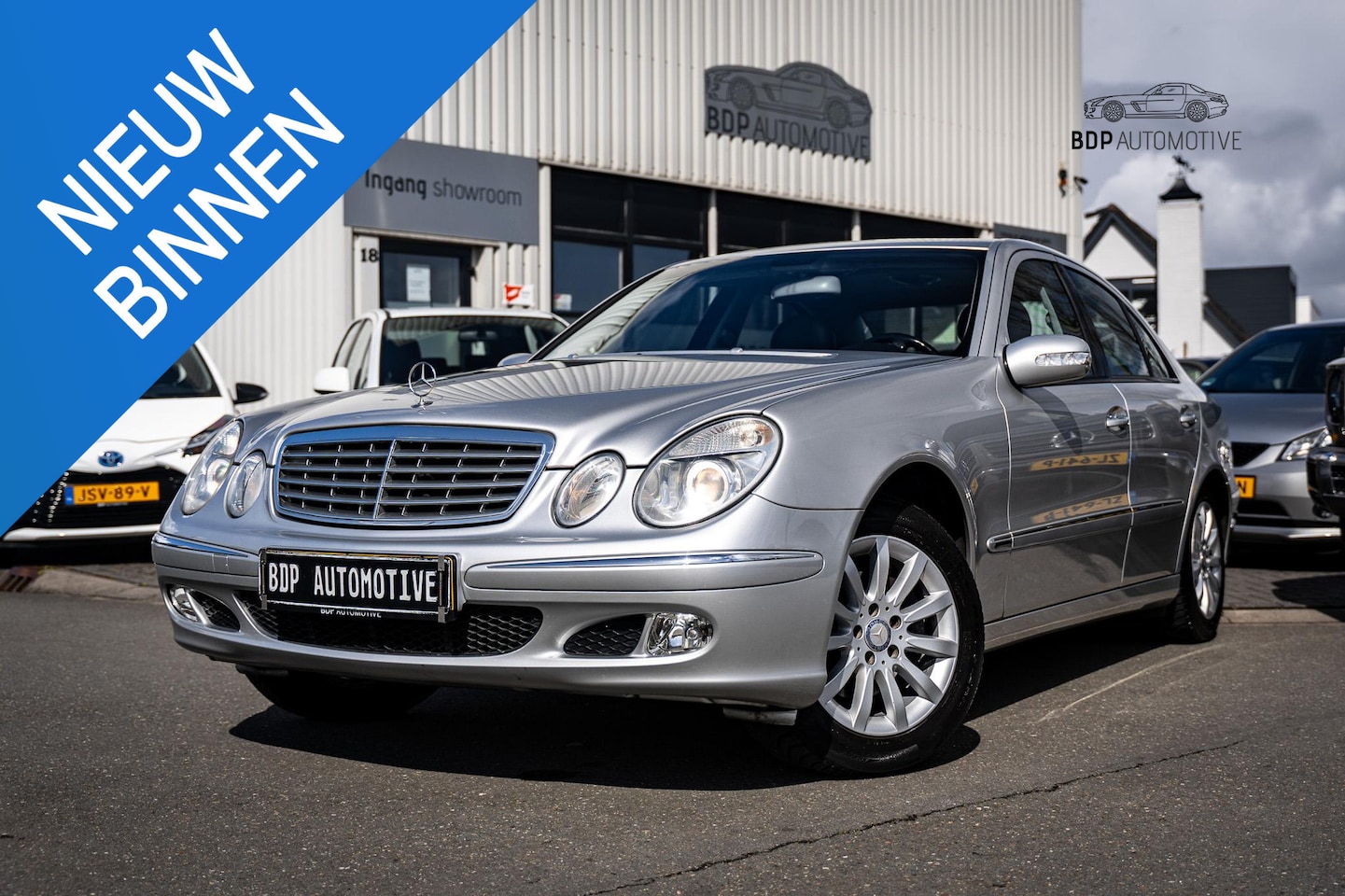 Mercedes-Benz E-klasse - 240 Avantgarde Blijvend Youngtimer | Automaat | Leer | APK nieuw bij aflevering - AutoWereld.nl