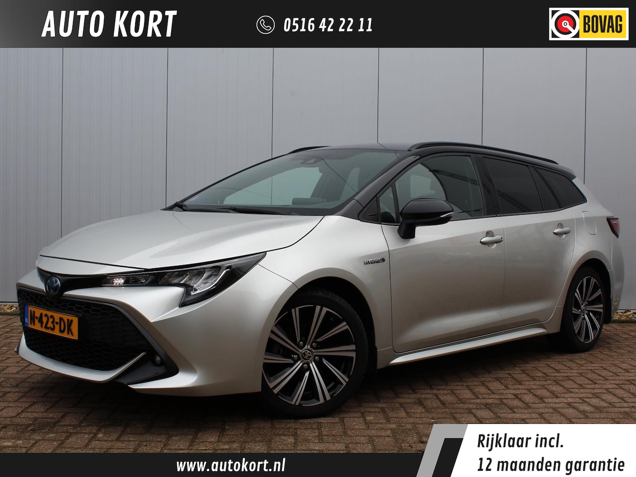Toyota Corolla Touring Sports - 1.8 Hybrid GR-Sport | Trekhaak | Two Tone | Stoel-\stuurverwarming | Achteruitrijcamera - AutoWereld.nl